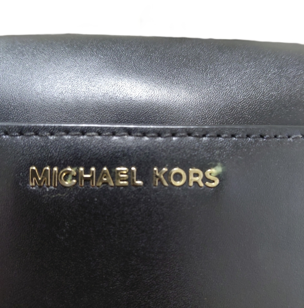 Michael Kors Bellamie COOL Black Leather Crossbody Clutch with Gold Chain - Picture 2 of 15